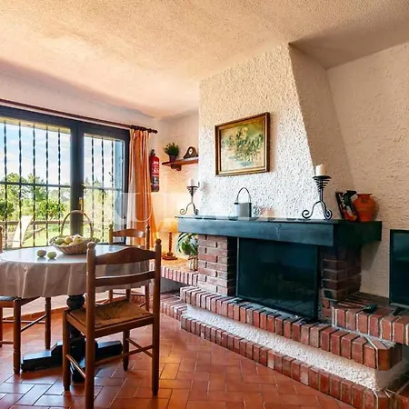 Casa Carmen 8 Situada En Meluerda